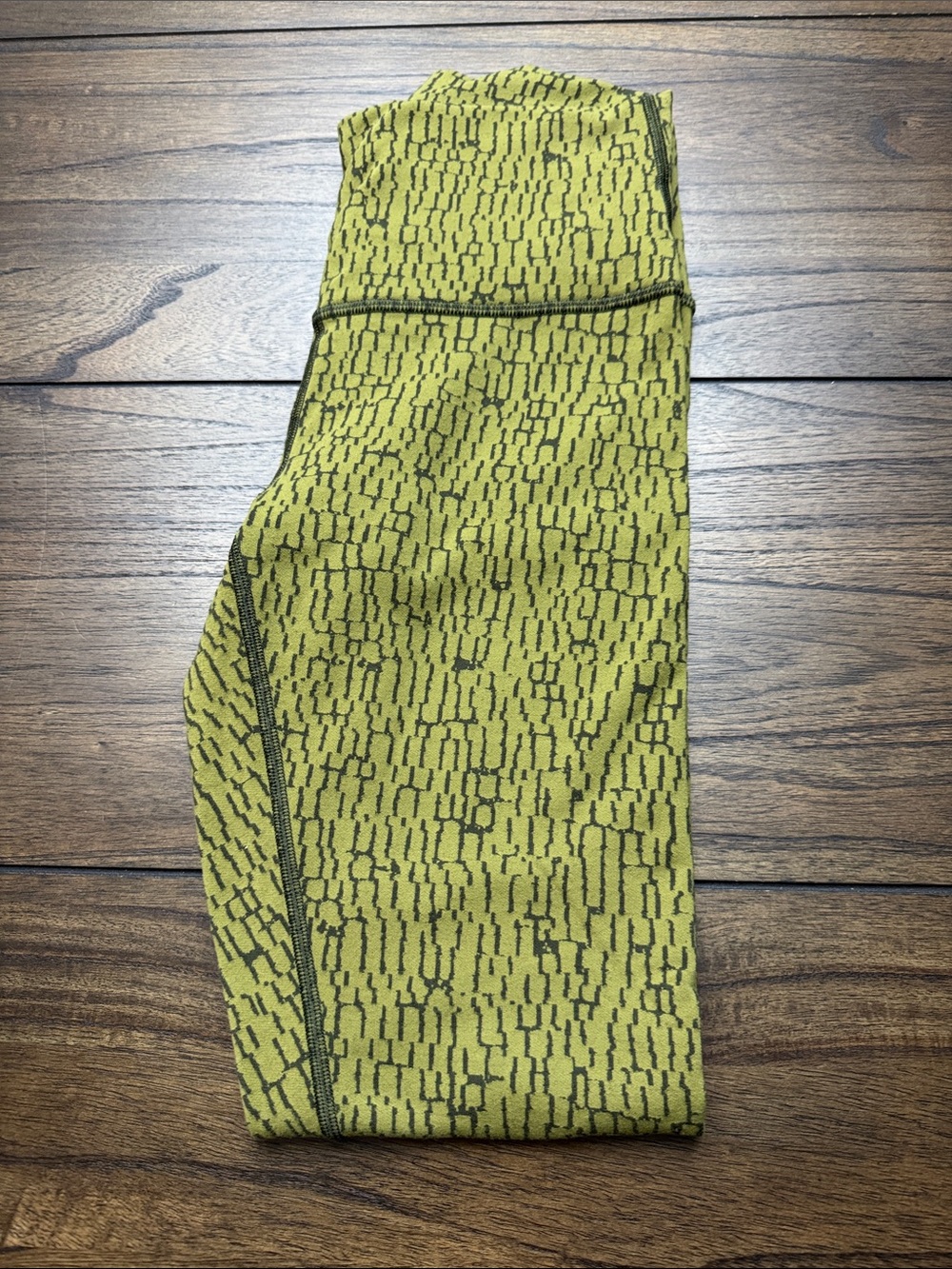 Woman Patterned Lululemon Athletic Pants - Olive Green